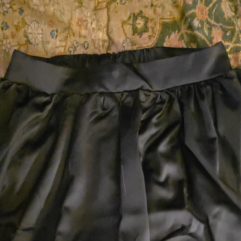 Her Universe Haunted Mansion Black Skirt - Picture 7 of 7